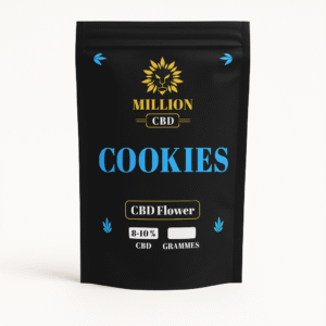 Bolsa Million CBD Cookies 1200x1200 px, fondo blanco con sombra ligera. Flores CBD Cookies 8-10% aroma dulce y terroso – CBD Perejil